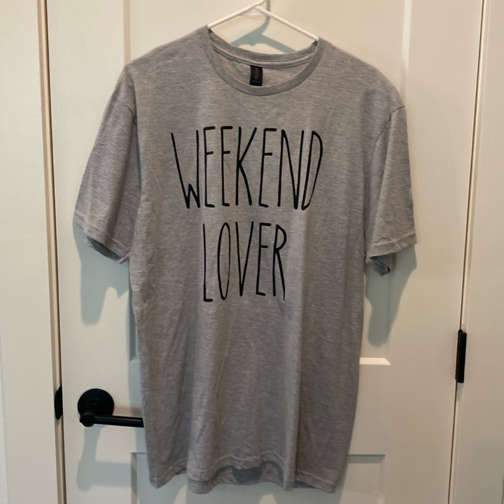 Gildan Soft Style Short Sleeve Tee w/Saying Across‎ the Front.  Size Large.